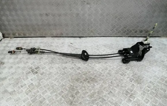 Peugeot 2008 I Gear shift cable linkage 9806780680 1939 07052012