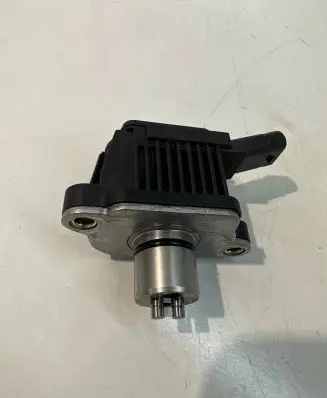 Volkswagen Tiguan Camshaft vanos timing valve 04E906048A 10409903 0303170149282