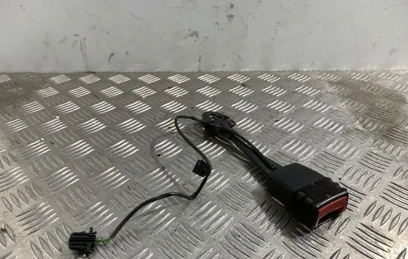 Audi A4 S4 B8 8K Front seatbelt buckle 8K0857755D