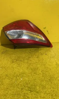 Nissan Qashqai Rear/tail lights 0821519L3LB