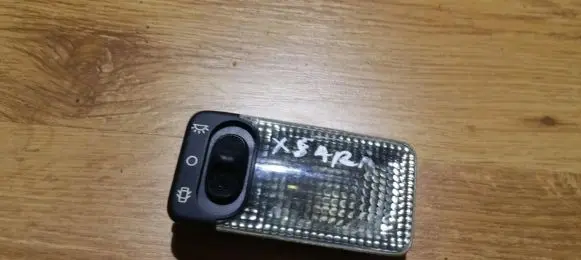 Citroen Xsara Rear seat light