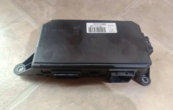 Fiat Stilo Door control unit/module 51711366