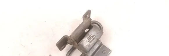 Audi A4 S4 B5 8D Rear door lower hinge 4A0833412A