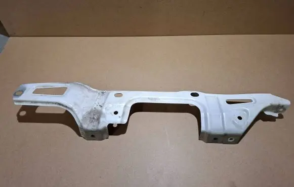 Subaru Forester SJ Fender mounting bracket 57160SG0009