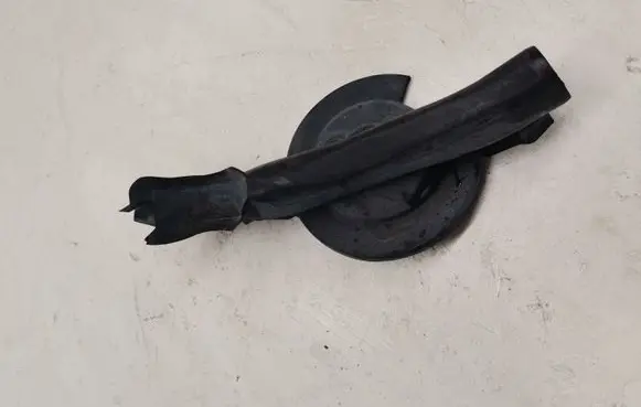 BMW 2 F22 F23 Engine compartment rubber 7307864