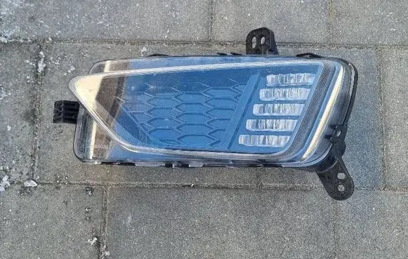 Volkswagen Polo VI Front fog light 89250862 2G0941662B