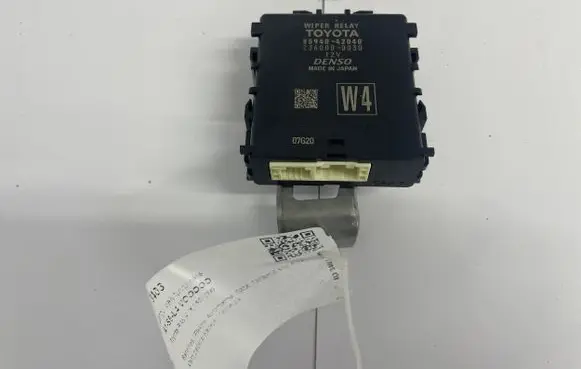 Toyota RAV 4 (XA50) Window wiper relay 8594042040