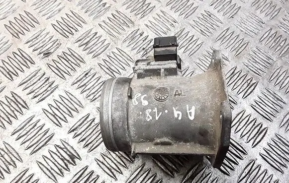 Audi A4 S4 B5 8D Mass air flow meter 037906461b afh6010a