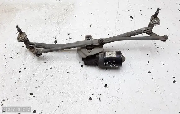 Volkswagen Golf IV Front wiper linkage 