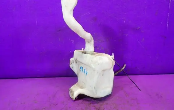 Fiat Linea Windshield washer fluid reservoir/tank