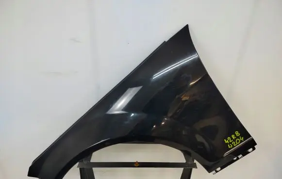 Mercedes-Benz C W204 Fender 