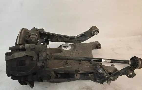 Volvo XC90 Rear wheel hub spindle/knuckle 31451836 31325816