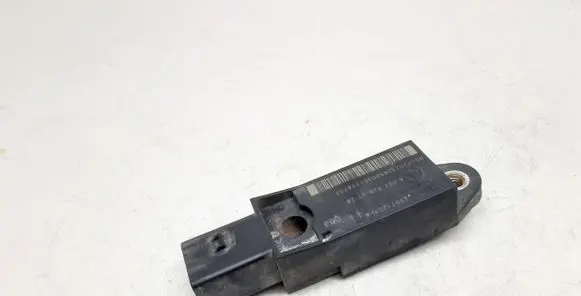 Mercedes-Benz E W211 Airbag deployment crash/impact sensor A0028202726