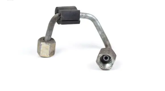 Skoda Octavia Mk3 (5E) Fuel injector supply line/pipe 03L301TAR