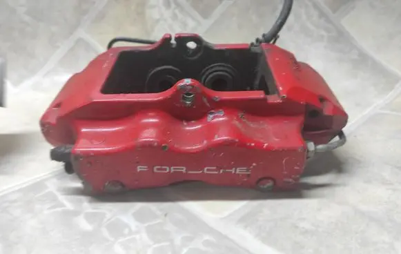 Porsche Cayenne (9PA) Rear brake caliper 207673043 4A1013
