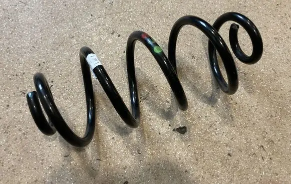 Porsche Macan (95B) Rear coil spring 95B511121A