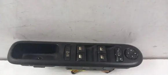 Peugeot 5008 Electric window control switch