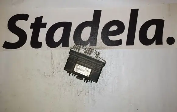 Volkswagen PASSAT B4 Engine control unit/module 8A0907311L 02612031898A0 8A0907311