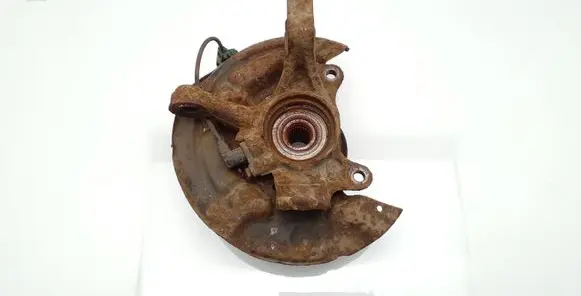 Toyota Avensis T220 Front wheel hub