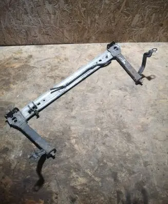 Renault Megane III Bottom radiator support slam panel 