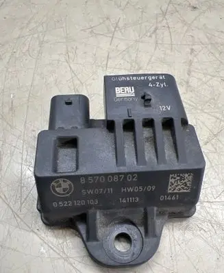 BMW 3 F30 F35 F31 Glow plug pre-heat relay 857008702 141113 0522120103
