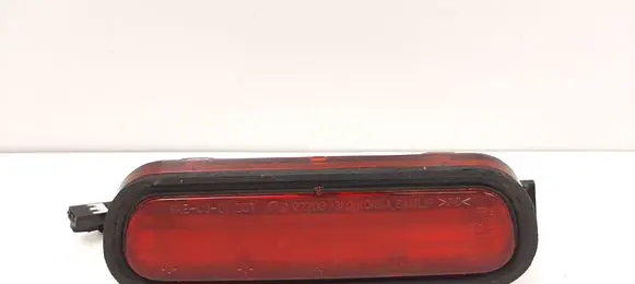 KIA Sorento Third/center stoplight 927003E0