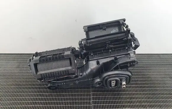 Skoda Octavia Mk4 Interior heater climate box assembly 5WB816001H