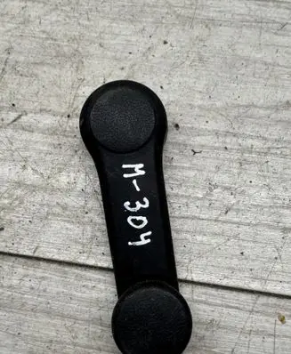 Hyundai i30 Rear door window winding handle 8263022001