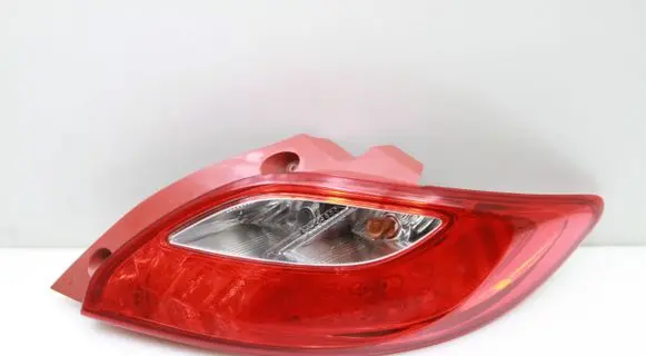 Mazda 2 Rear/tail lights D65151150