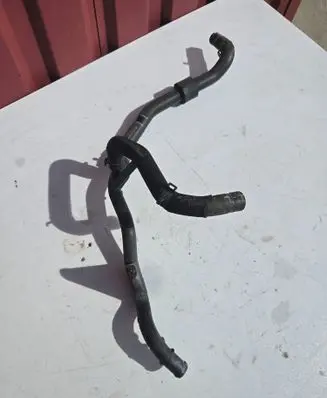 Engine coolant pipe/hose