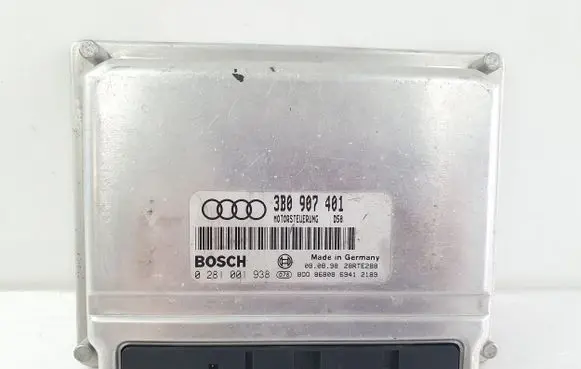 Volkswagen PASSAT B5 Engine control unit/module 3B0907401 0281001938