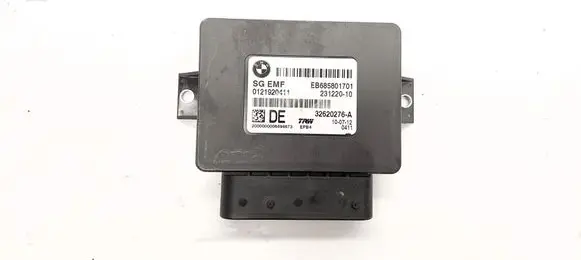 BMW X3 F25 Rear brake EMF control unit/module 6858017