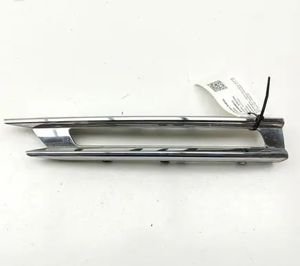Mercedes-Benz ML W166 Under headlight/headlamp trim A1668851374