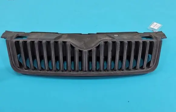 Skoda Fabia Mk2 (5J) Front bumper upper radiator grill 5J0853668B IMPRK1419681