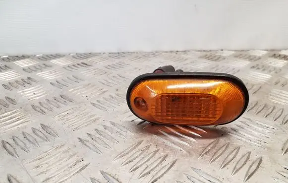 Hyundai Galloper Front fender indicator light 6R01356