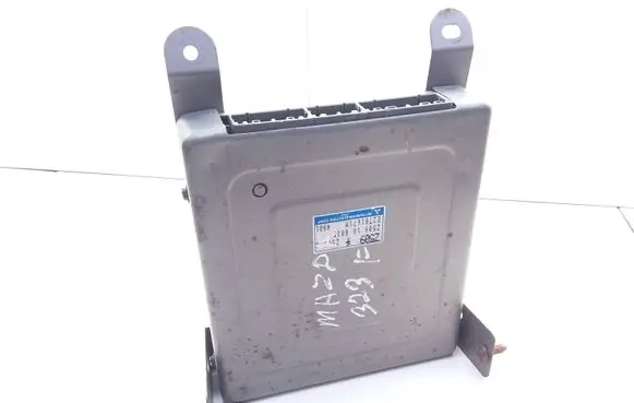 Mazda 323 F Engine control unit/module Z50918881B E2T81671M
