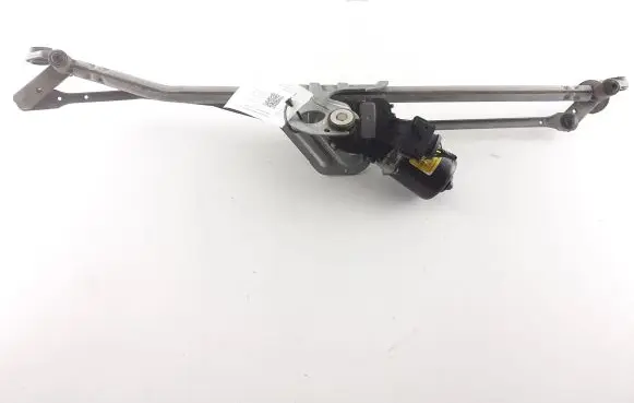 Mini One - Cooper Clubman R55 Front wiper linkage and motor 8377427