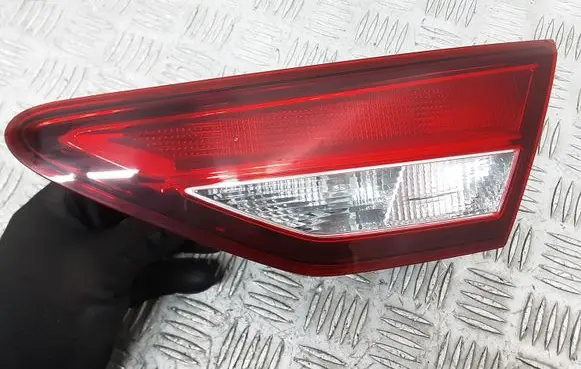 Seat Leon (5F) Tailgate rear/tail lights 5F0945094J