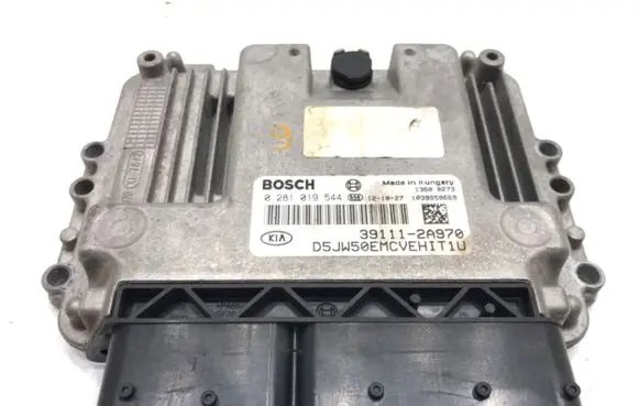 KIA Ceed Engine control unit/module ECU 39111-2A970