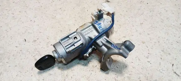 Toyota Yaris Ignition lock 45020521