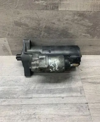 Audi Q7 4L Starter motor