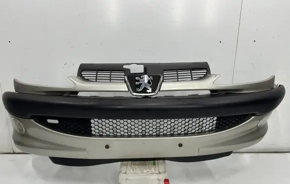 Peugeot 206 Front bumper 9625078477