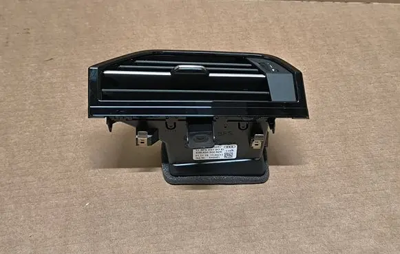 Audi Q3 F3 Dashboard side air vent grill/cover trim 83B820902