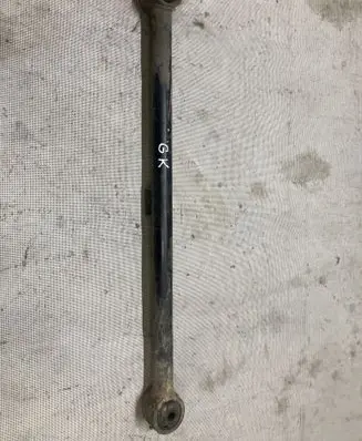 Rear control arm