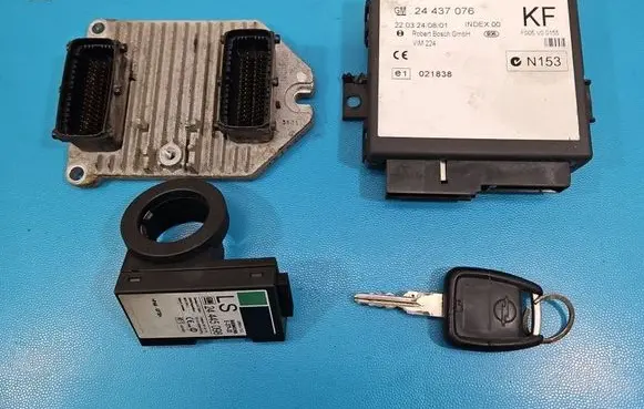 Opel Zafira A Engine control unit/module ECU 09158726 IMPRK1567039