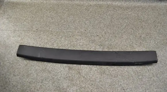 BMW 3 E46 Tailgate/boot cover trim set 8218784