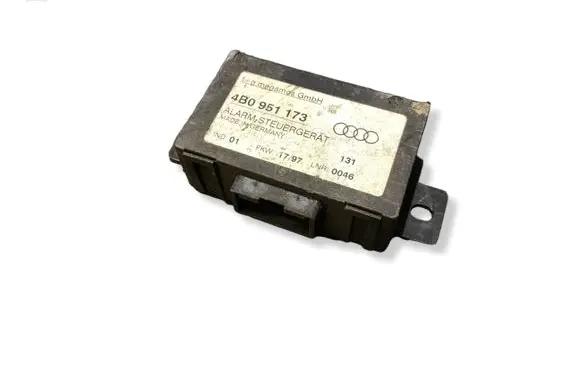 Audi A6 S6 C5 4B Alarm control unit/module 4B0951173