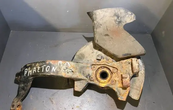 Volkswagen Phaeton Front wheel hub