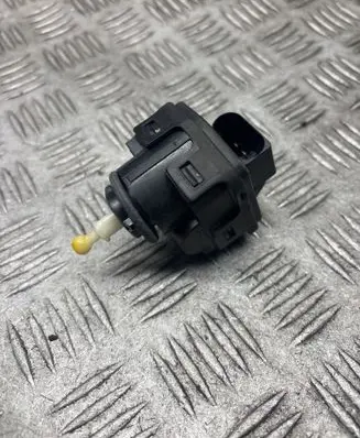 Audi A6 S6 C5 4B Headlight level adjustment motor 4B0941295