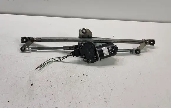 Audi A6 S6 C5 4B Front wiper linkage and motor 4B1955603B 8D1955113C